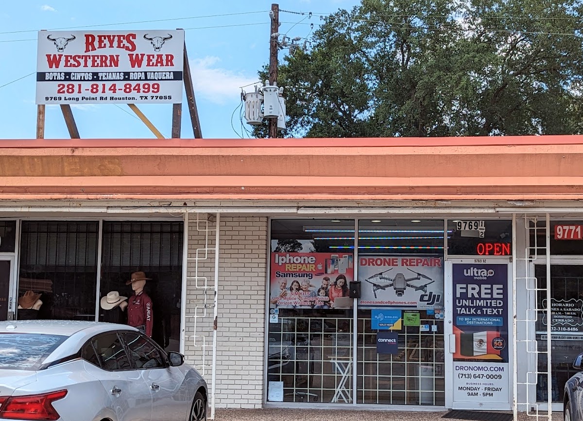Drones Fix Electronics Repair Shop photo