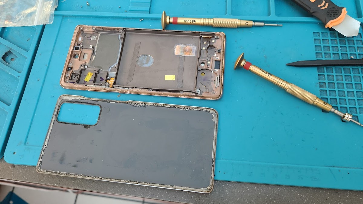 Cellaxs Mobile Phone Repair Shop photo