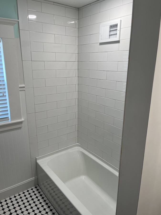 Wiley's Services Bathroom Remodeler photo