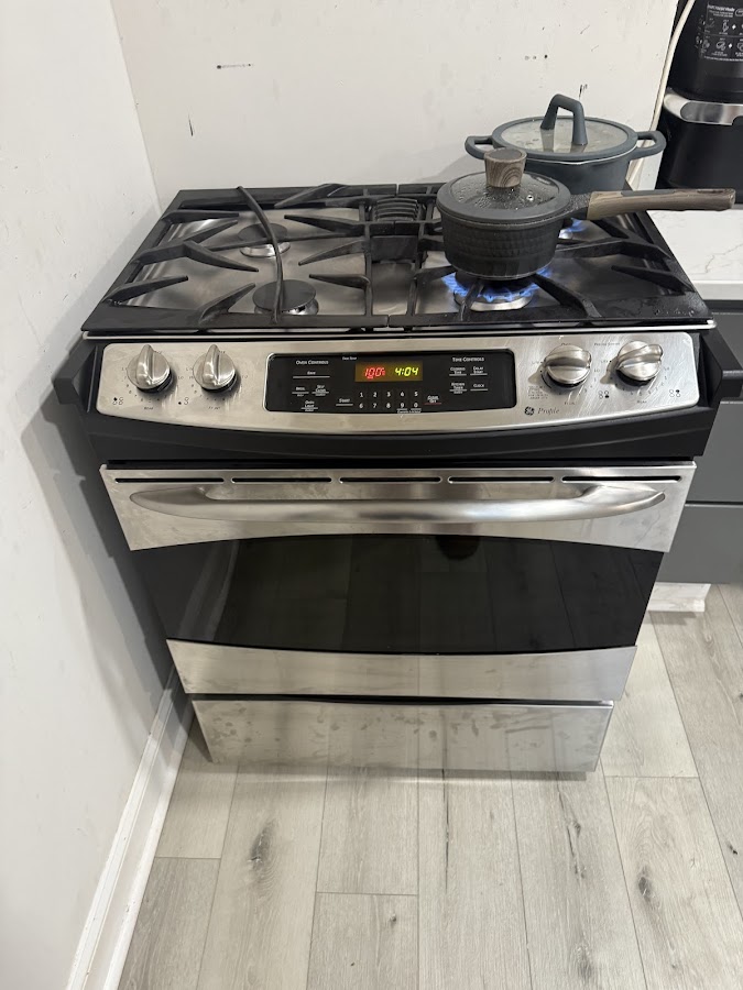 MOLINA'S USED APPLIANCES Appliance Repair Service photo
