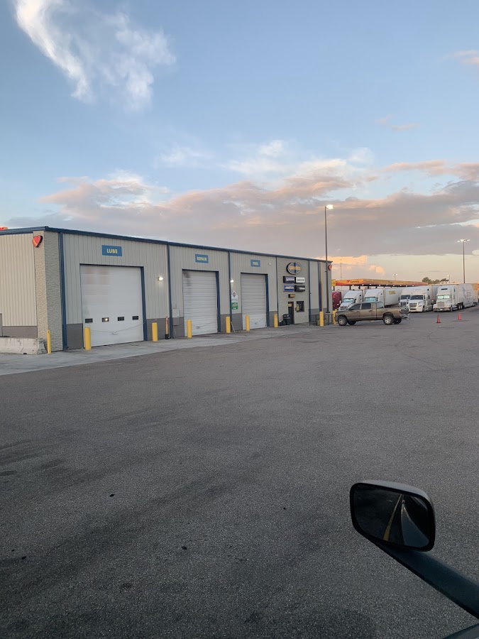 Speedco Truck Lube and Tires Truck Repair Shop photo