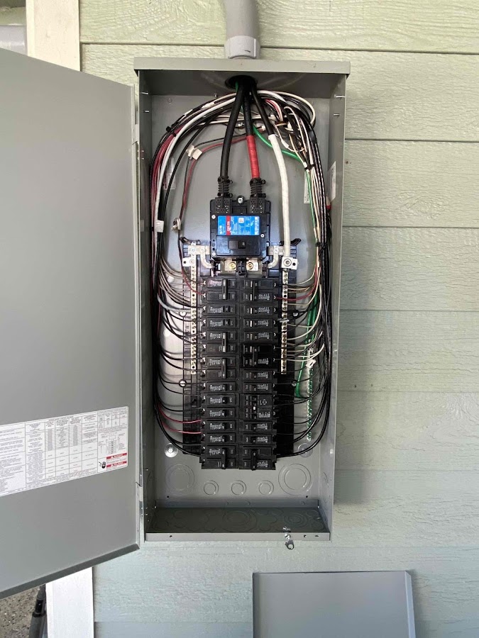 Peak Electric Group Contractor photo