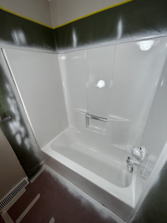 Nelson’s Refinishing Bathroom Remodeler photo