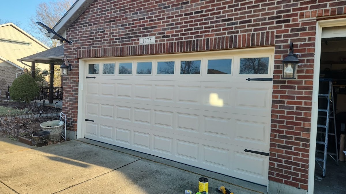 Door Pros Garage and Sliding Services LLC Repair Service photo
