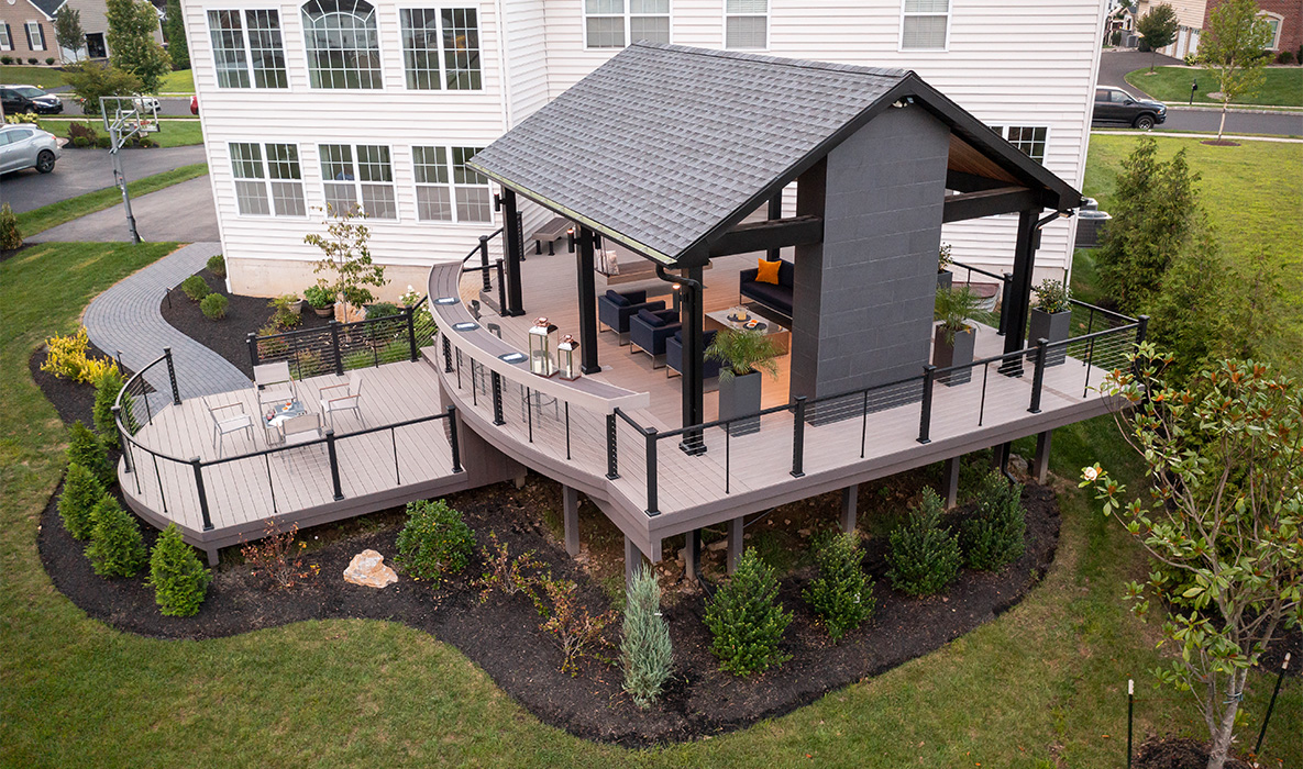 Stump's Decks & Porches Deck Builder photo