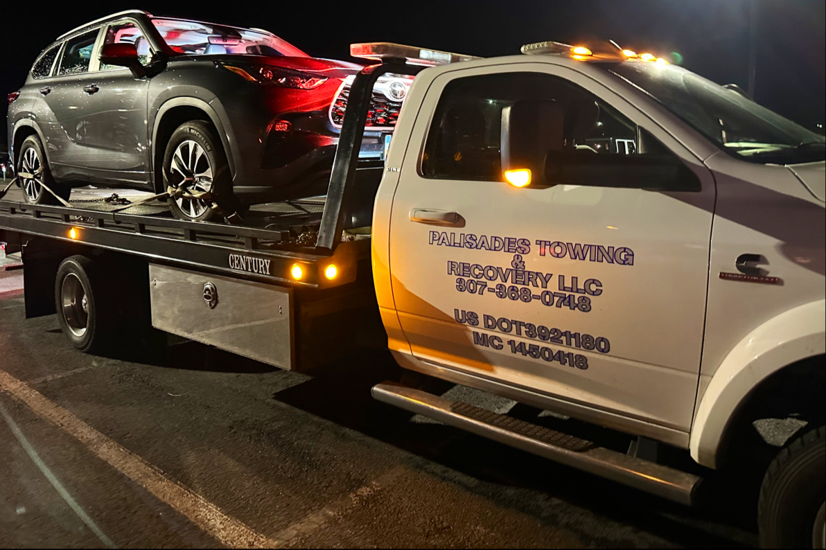 Palisades Towing & Recovery Towing Service photo