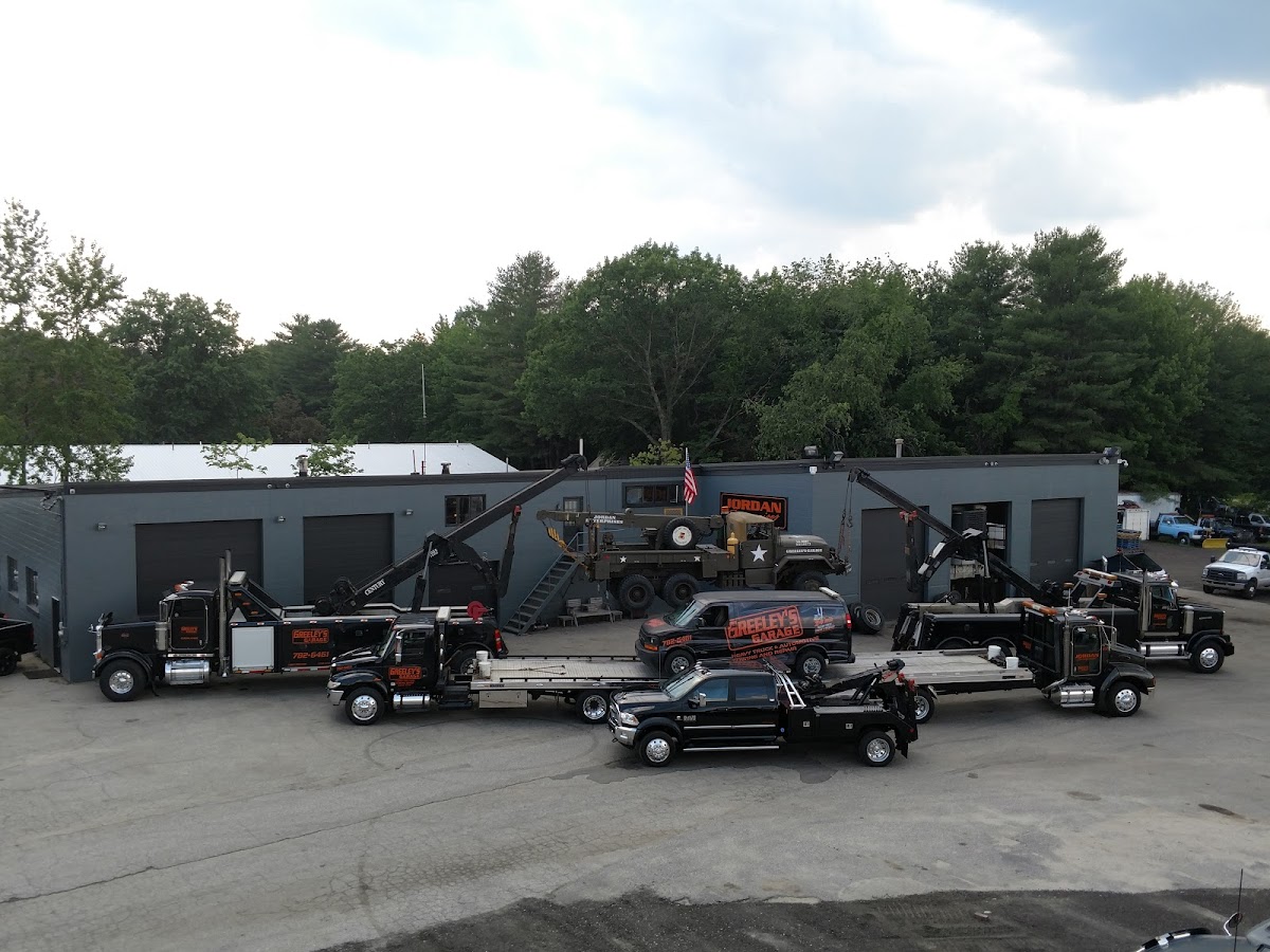 Greeley's Garage Towing Service photo