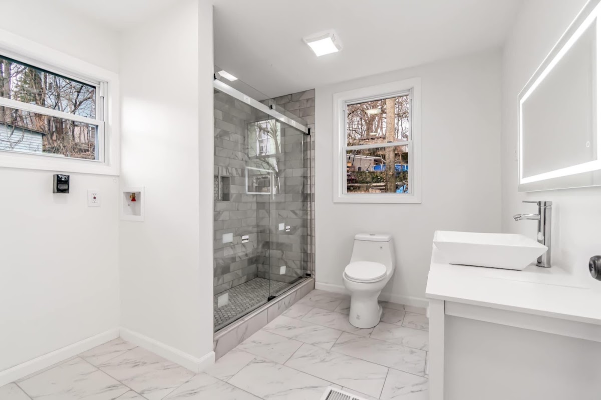 Tapia Remodeling LLC Bathroom Remodeler photo