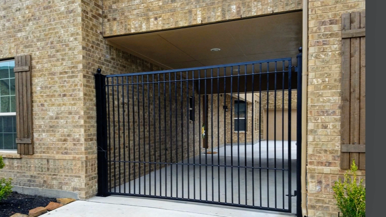 Houston Automatic Gates Fence Contractor photo
