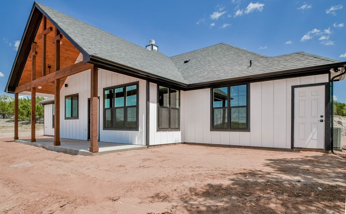 Oshkosh Roofing Experts Roofing Contractor photo