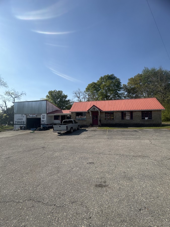Luis’s Tires Used Tire Shop photo