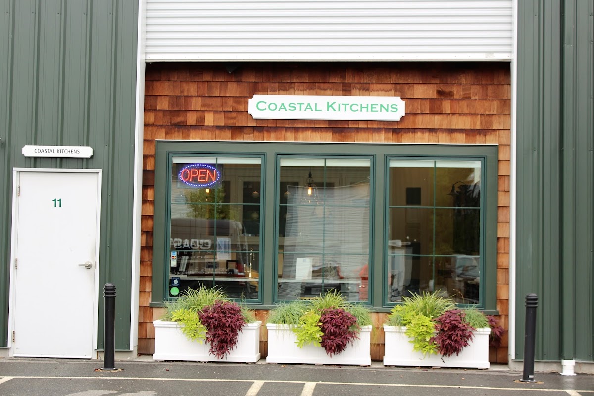 Coastal Kitchens Kitchen Remodeler photo