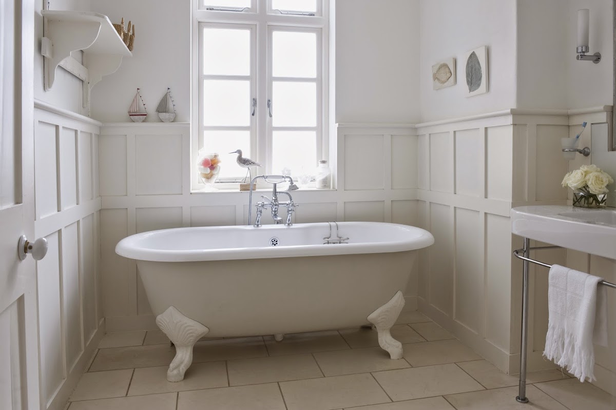 Affordable Bathtub Repair General Contractor photo