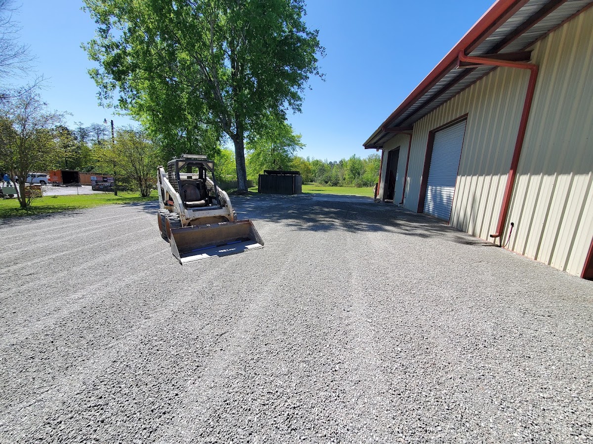 Tri-State Hardscapes Landscaper photo