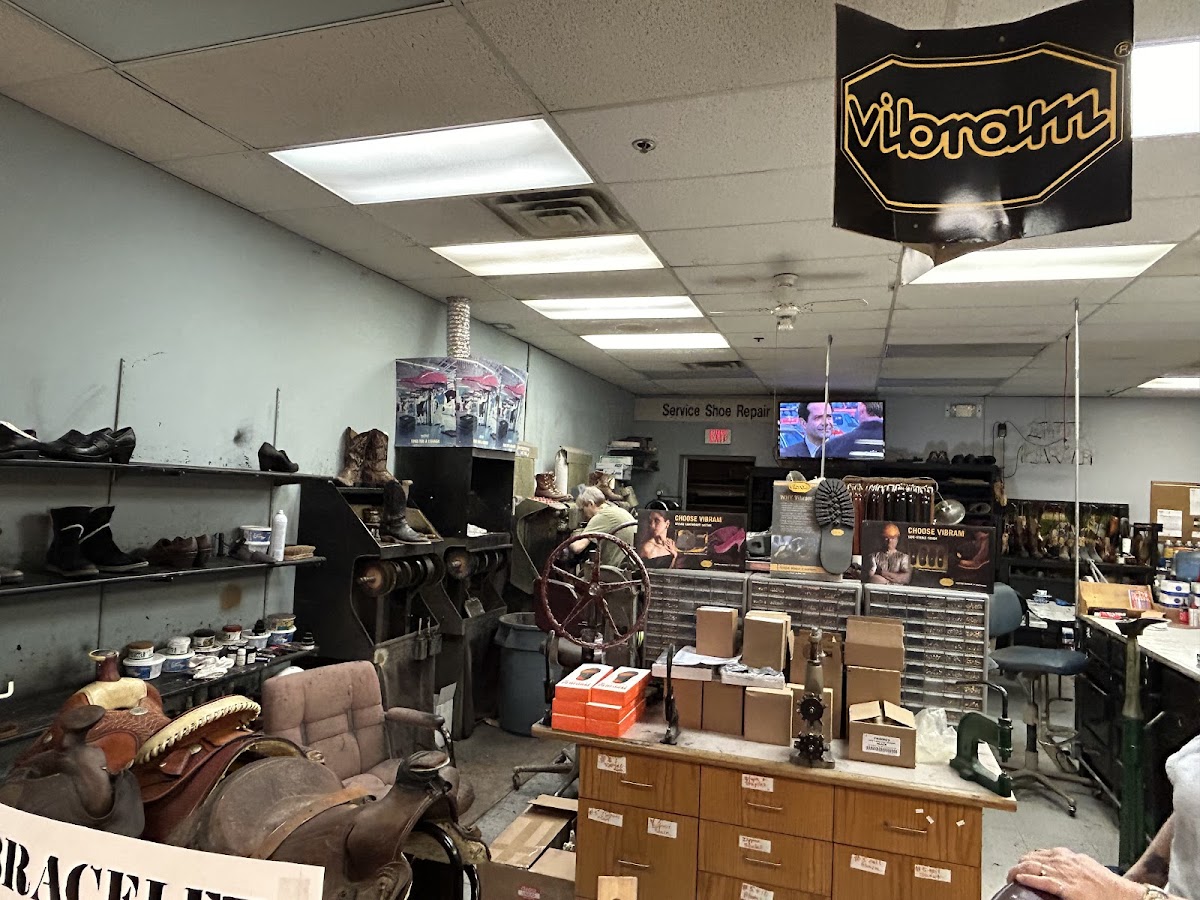Service Shoe Shop Shoe Repair Shop photo