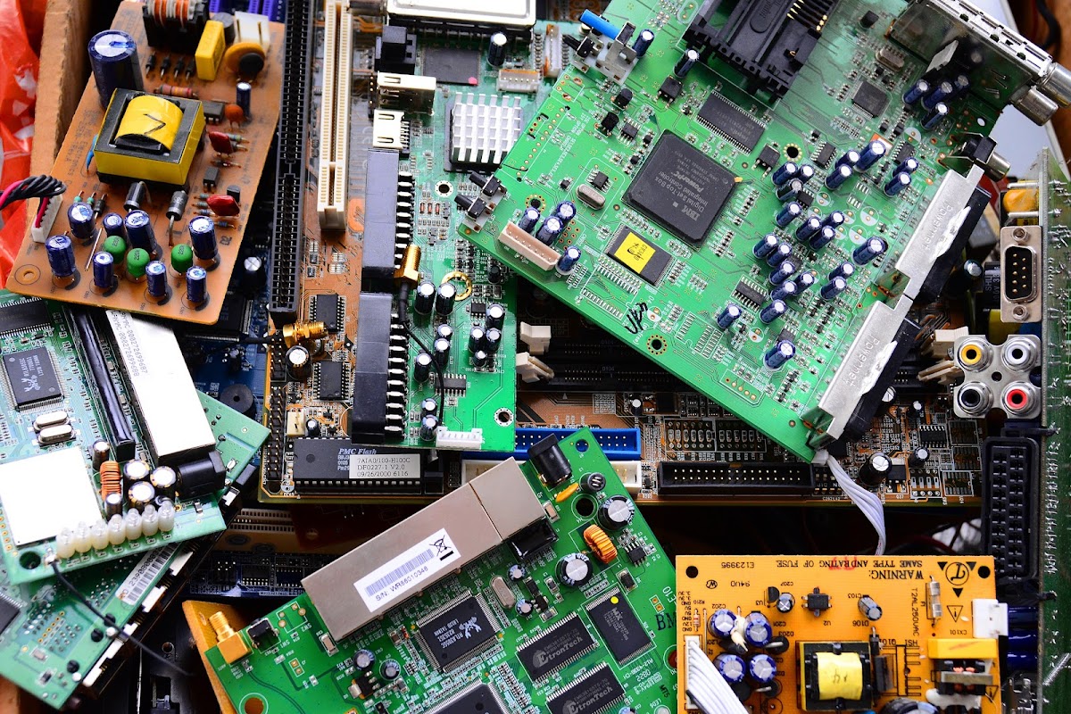 Discount Electronics Repair Phone Repair Service photo
