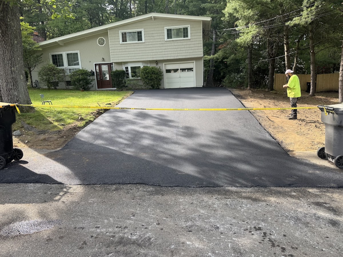 Quality Paving Paving Contractor photo