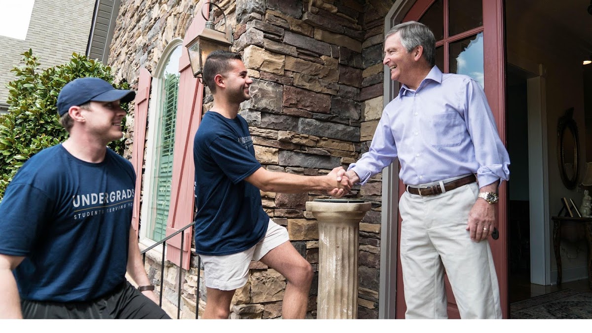 Undergrads Moving | Movers Clemson SC Mover photo