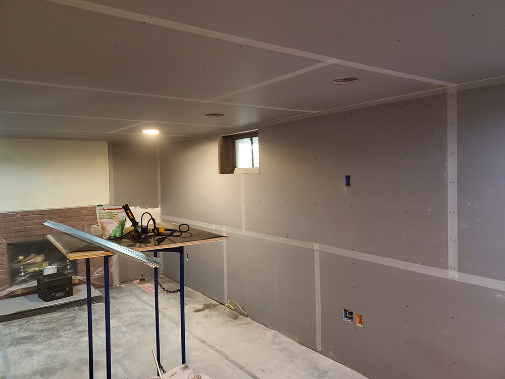 Poulin Plastering Plasterer photo