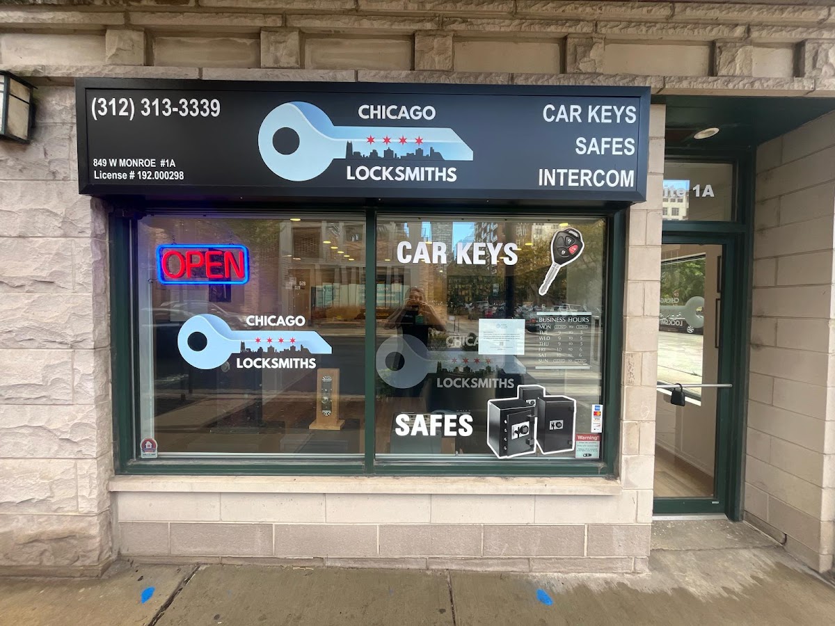 Chicago Locksmiths Locksmith photo
