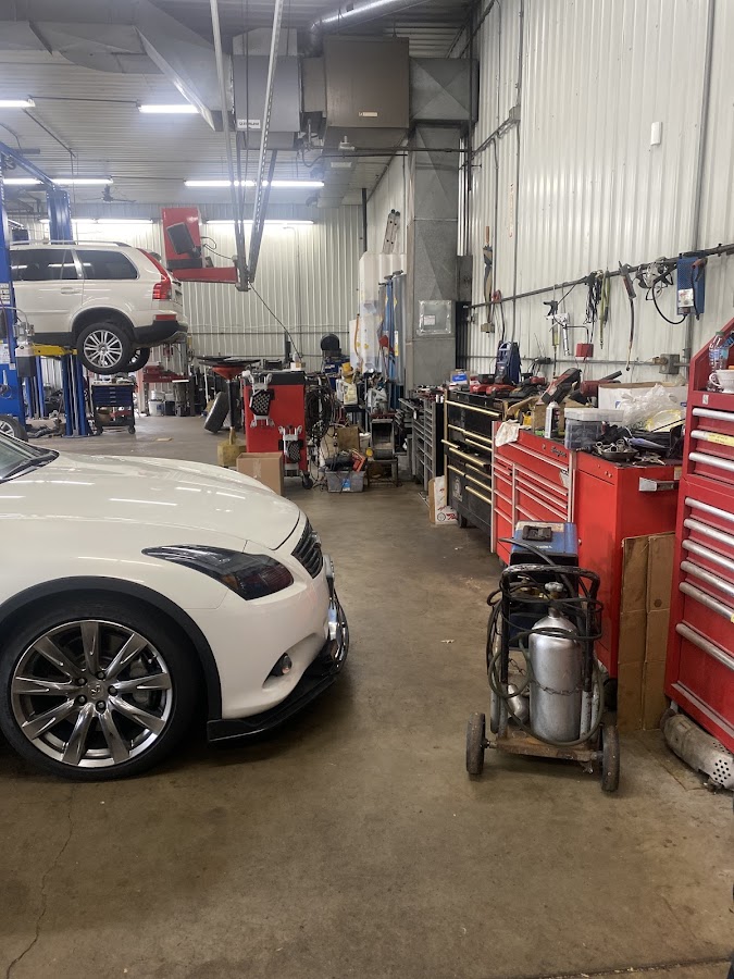 Dale Transmission & Auto Repair Auto Repair Shop photo