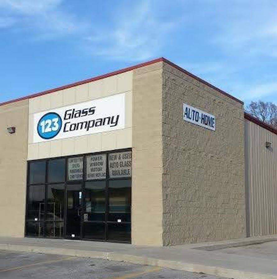 123 Glass Company Auto Glass Shop photo