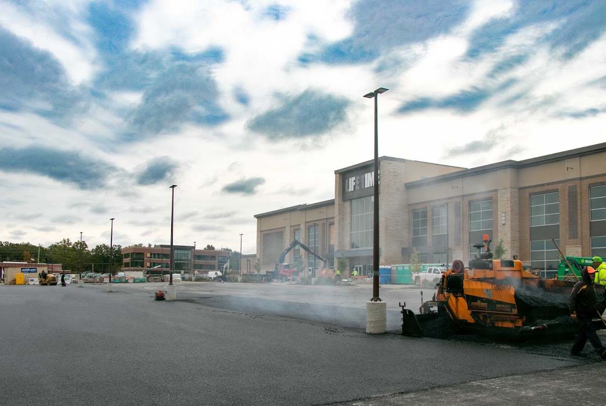 Leritz Busy Bee Paving Asphalt Contractor photo
