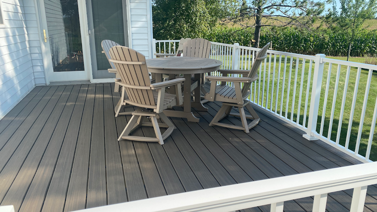 24 x 7 Deck Builders Deck Builder photo