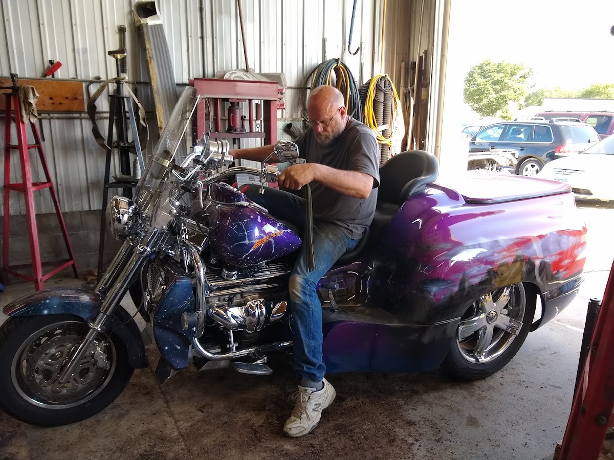 Hub Auto Auto Repair Shop photo