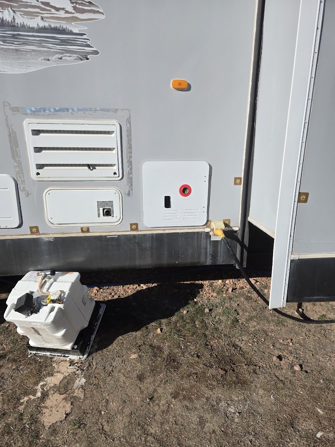 B and P Gillette Rv Repair Shop photo