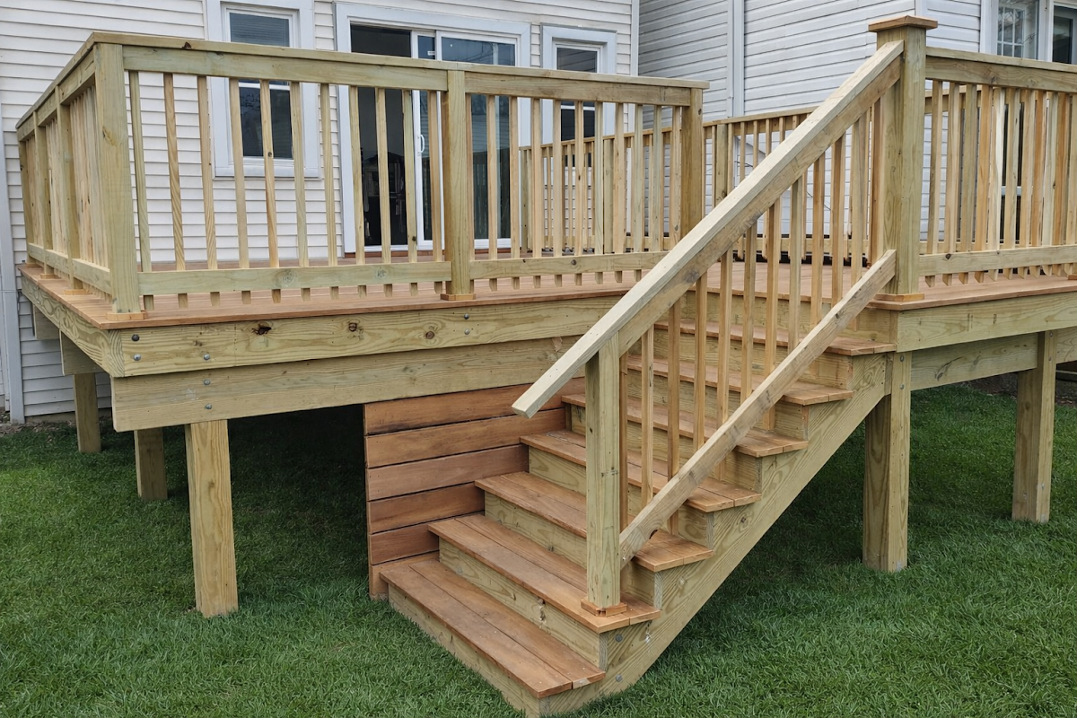 Premier Deck & Porch Deck Builder photo