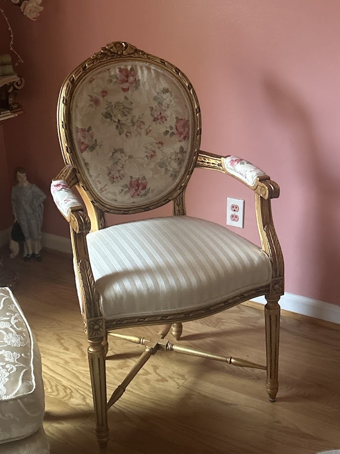 Davis Upholstery photo