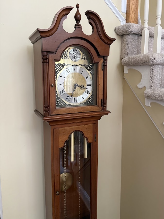 CLOCK REPAIR STUDIO photo