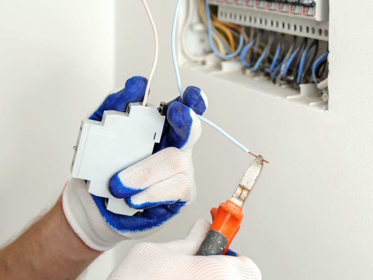 The Speedy Electricians of Westminster Plumber photo