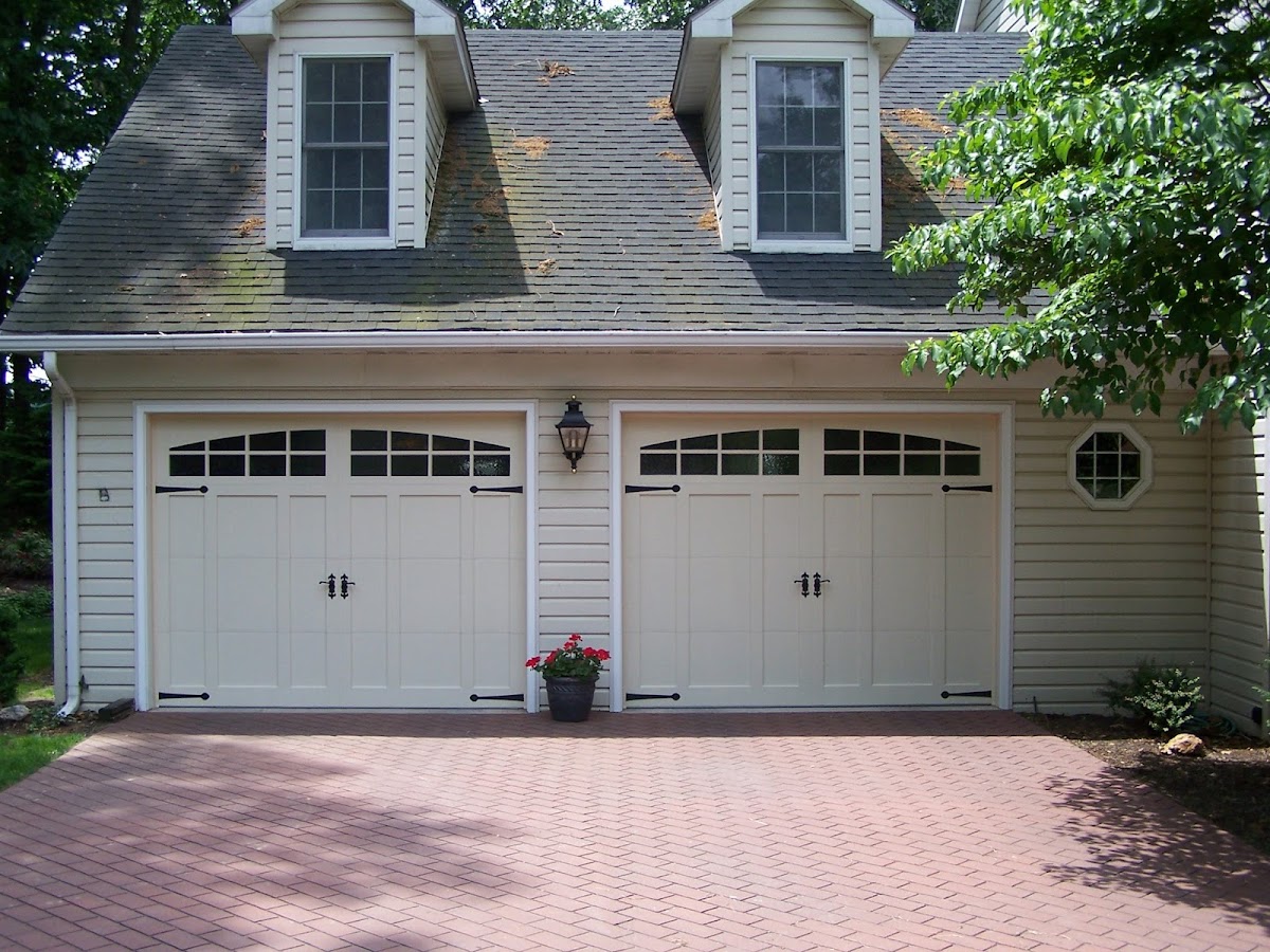 Diamond State Overhead Doors Handyman photo