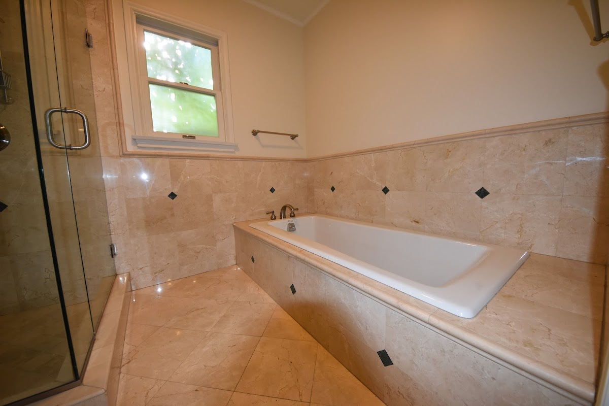 LA CUSTOM TILE photo