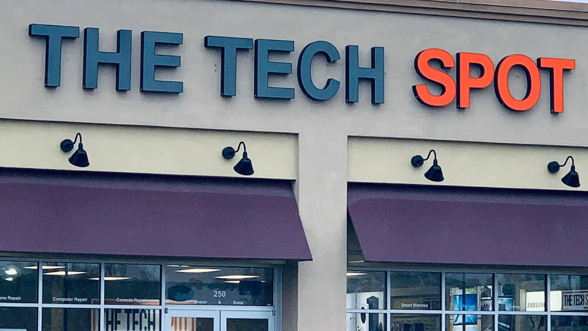 The Tech Spot Mobile Phone Repair photo