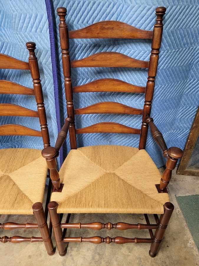 Furniture Fixitor photo