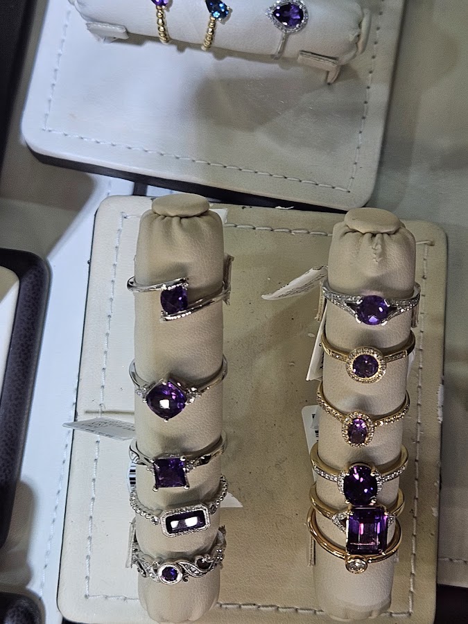 Diamond Durrell's Jewelry Repair photo
