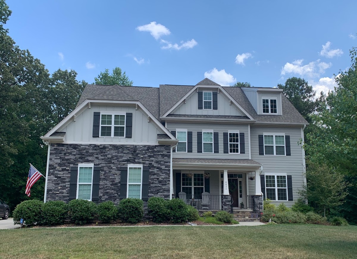 DMV Contracting LLC Roofing Repair photo