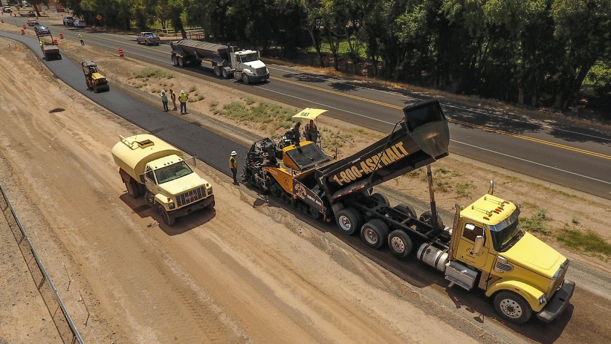 Star Paving photo