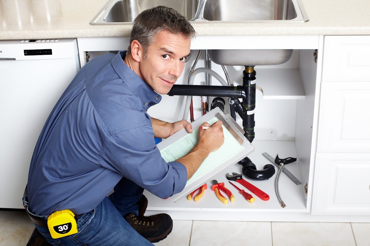 Holeshot Plumbing Plumber photo