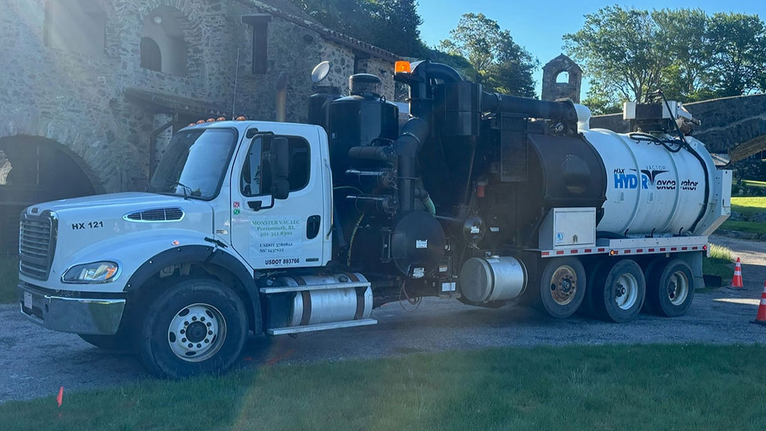 Monster-Vac photo
