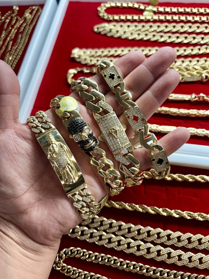 Joyeria La Perla Jewelry Repair photo