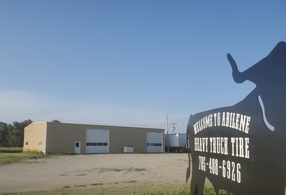 Heavy Truck Repair and Tire Co Auto Repair photo