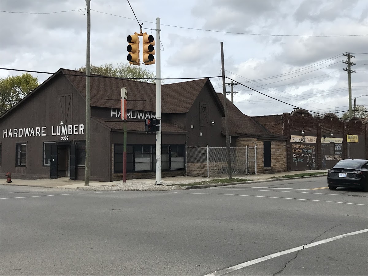 Sonnenberg Hardware Plumber photo