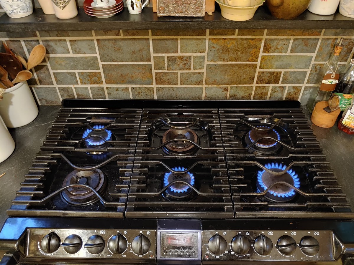 Advance Appliance photo