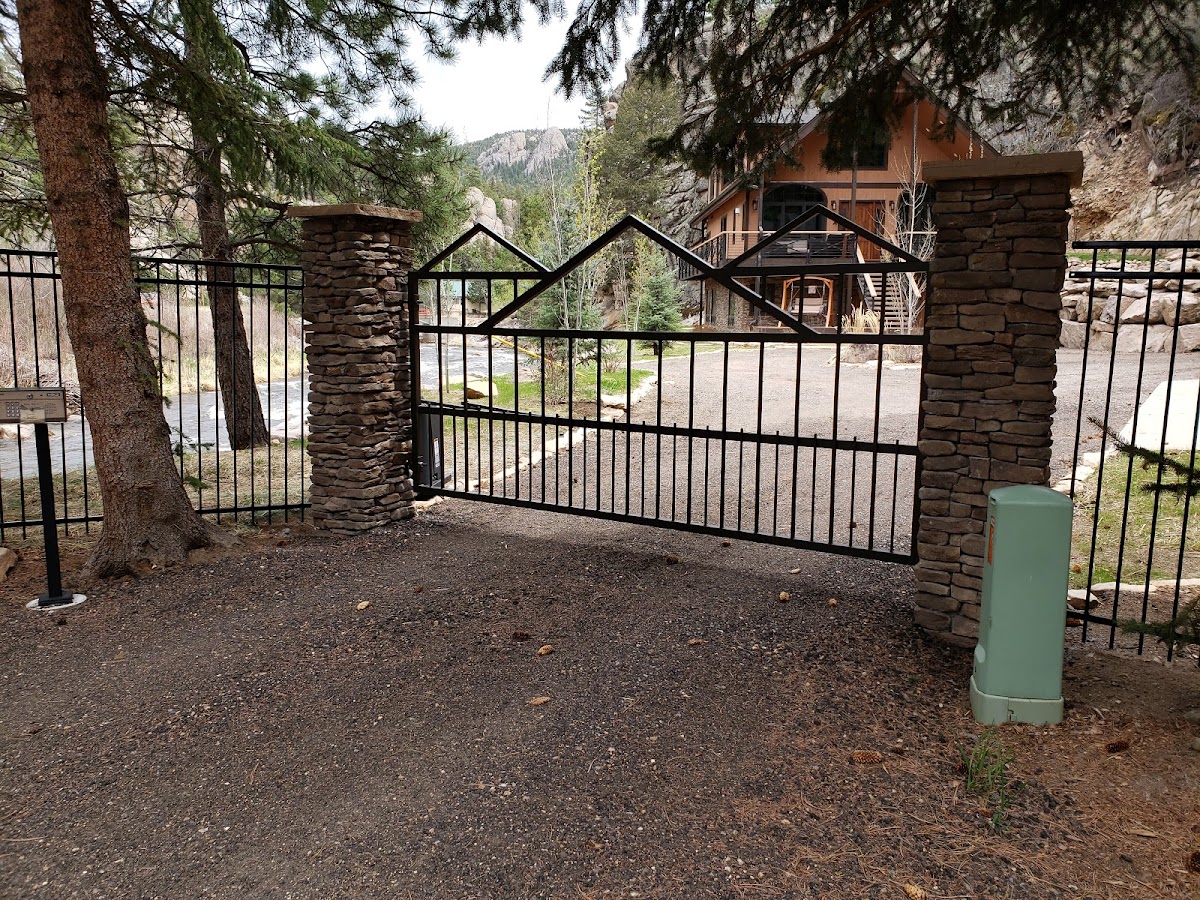 Amazing Gates of Colorado photo