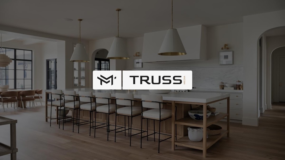 TRUSS MEDIA Roofing Repair photo