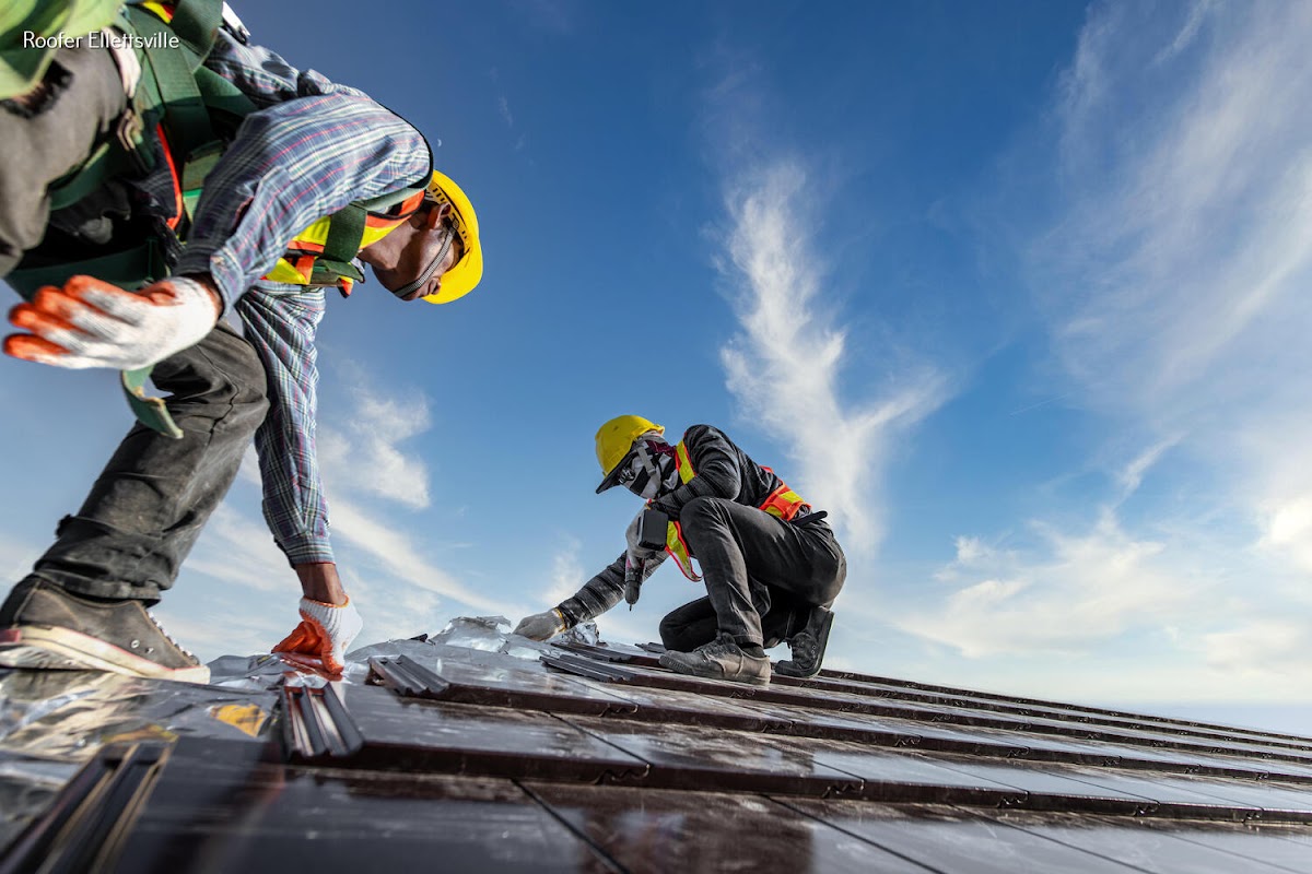 Midwest Storm Exteriors Roofing Repair photo